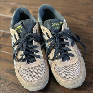 Saucony Pink Sneakers Retro Style